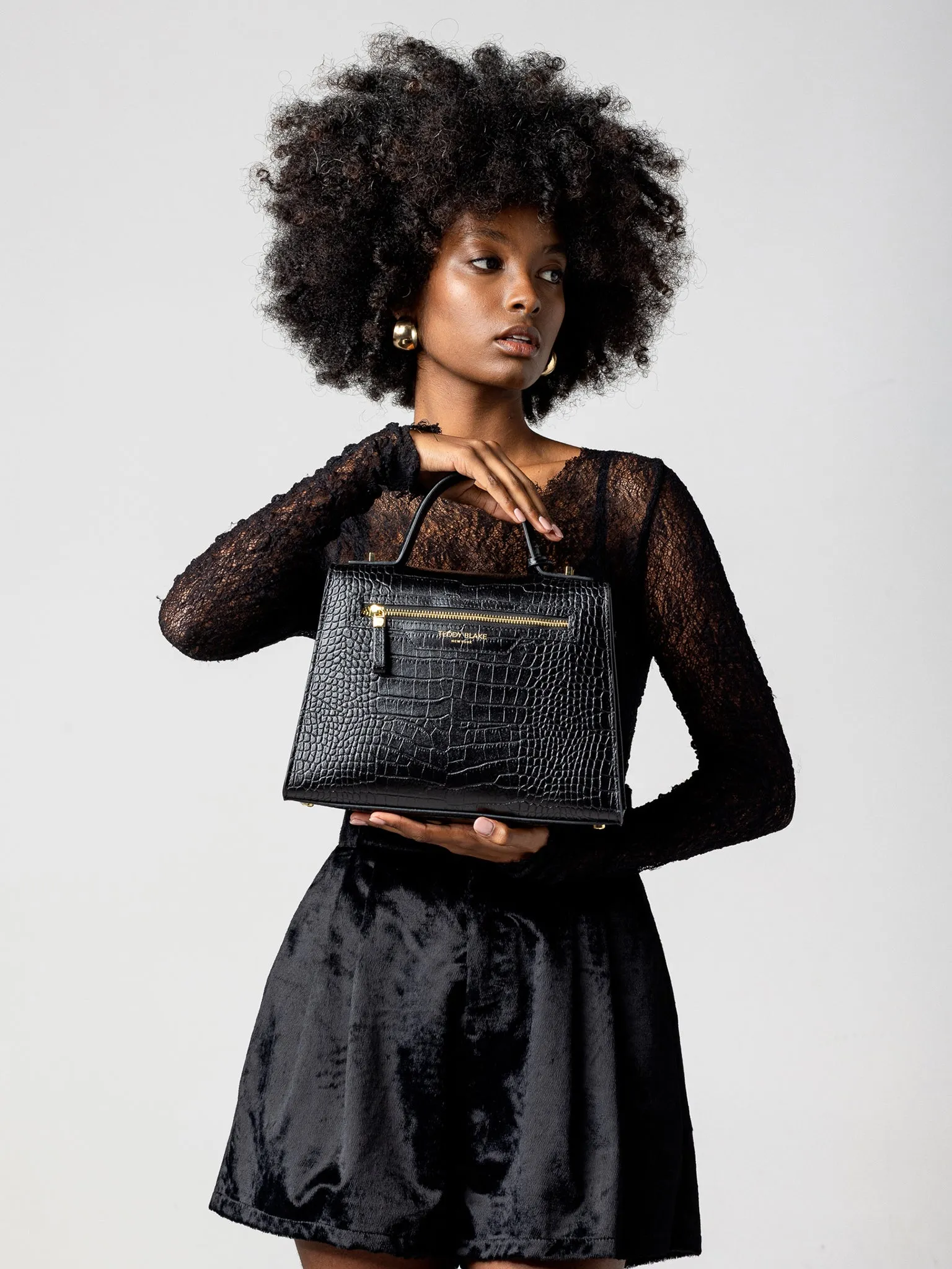 Ava Croco  11 - Black