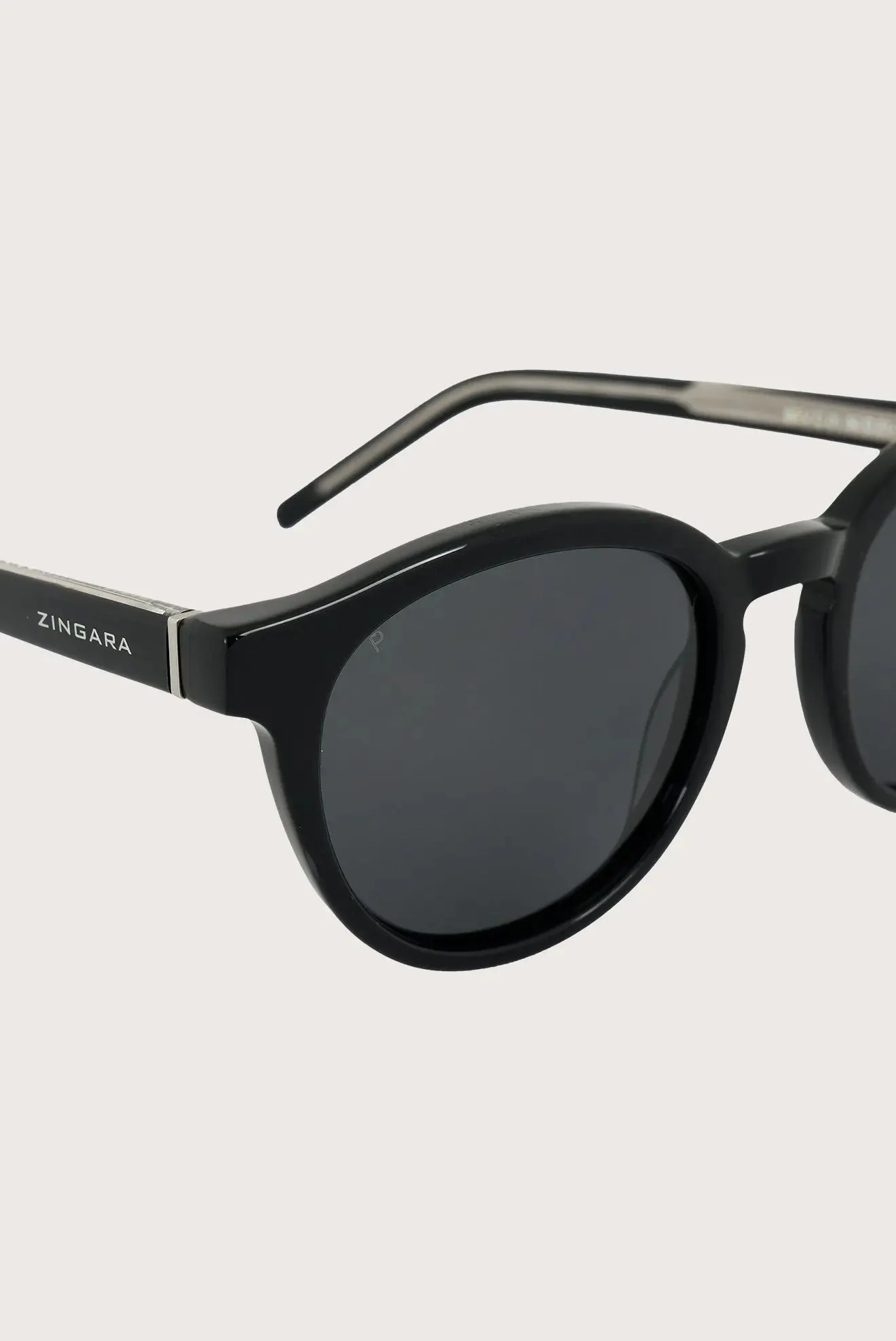 Bev Sunglasses - Round - Classic Black