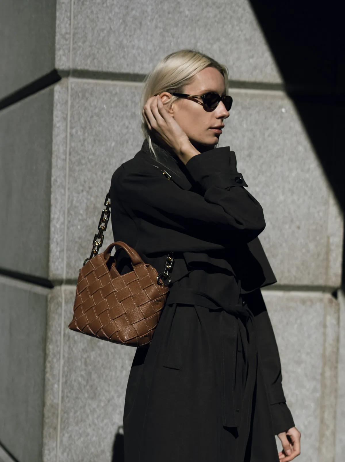 Caramel Woven Basket Bag