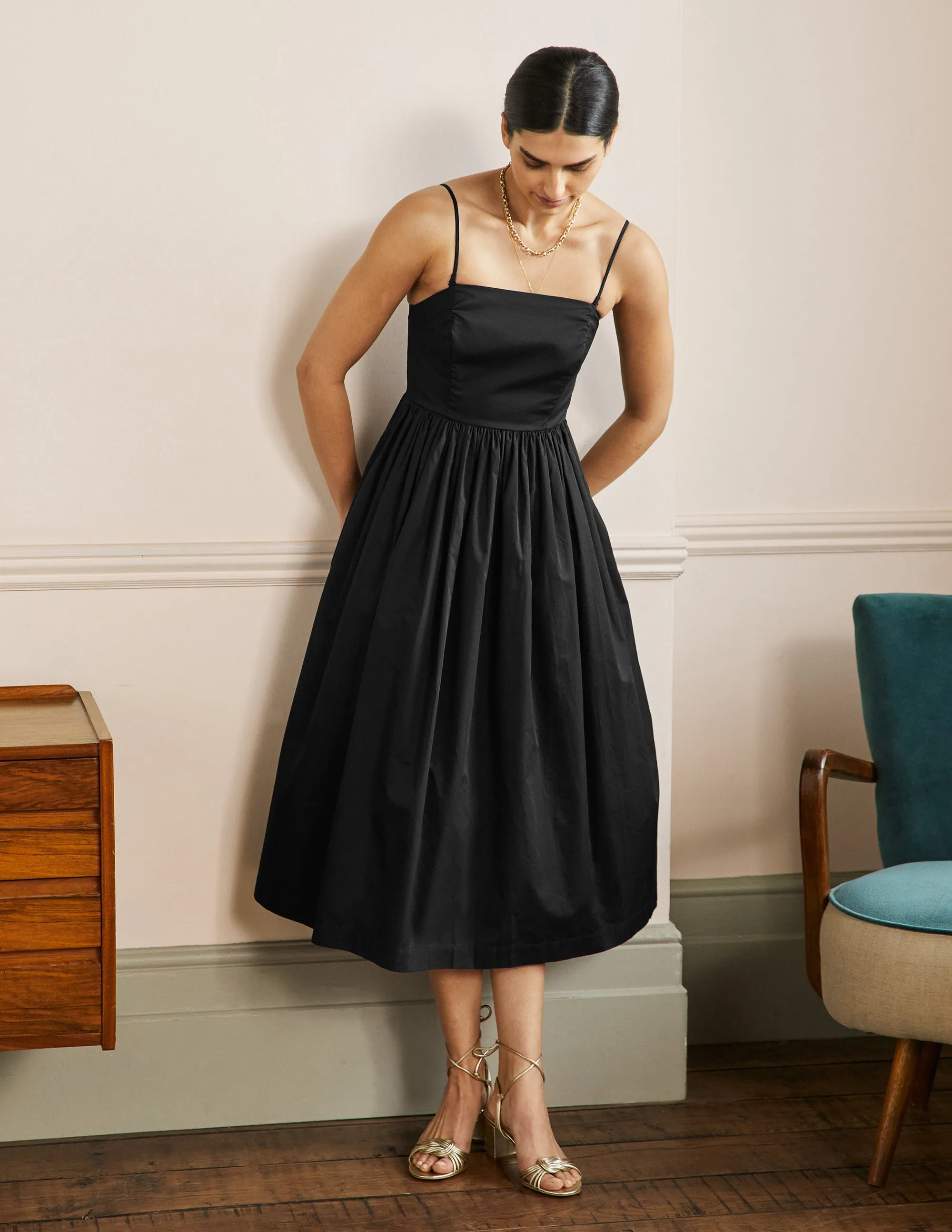 Emily Strapless Midi Dress-Black