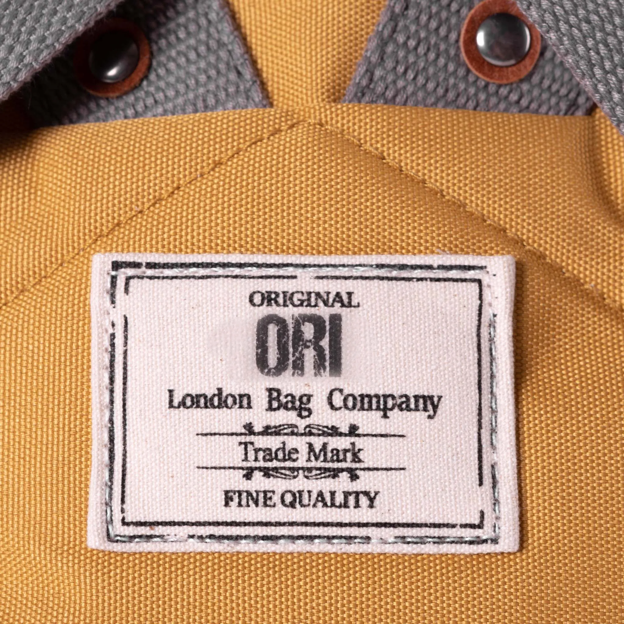 Finchley A Flax Recycled Canvas
