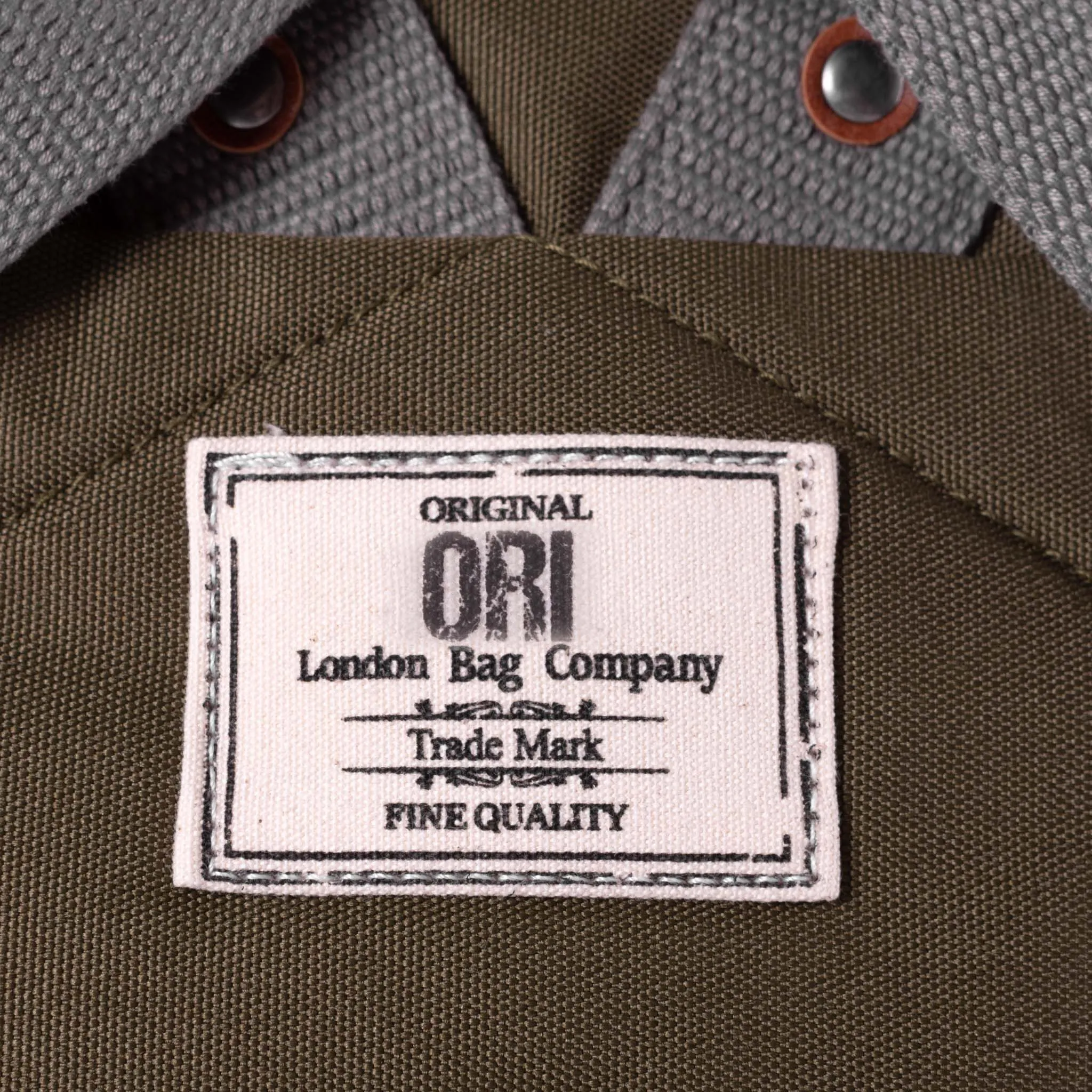 Finchley A Moss Recycled Canvas