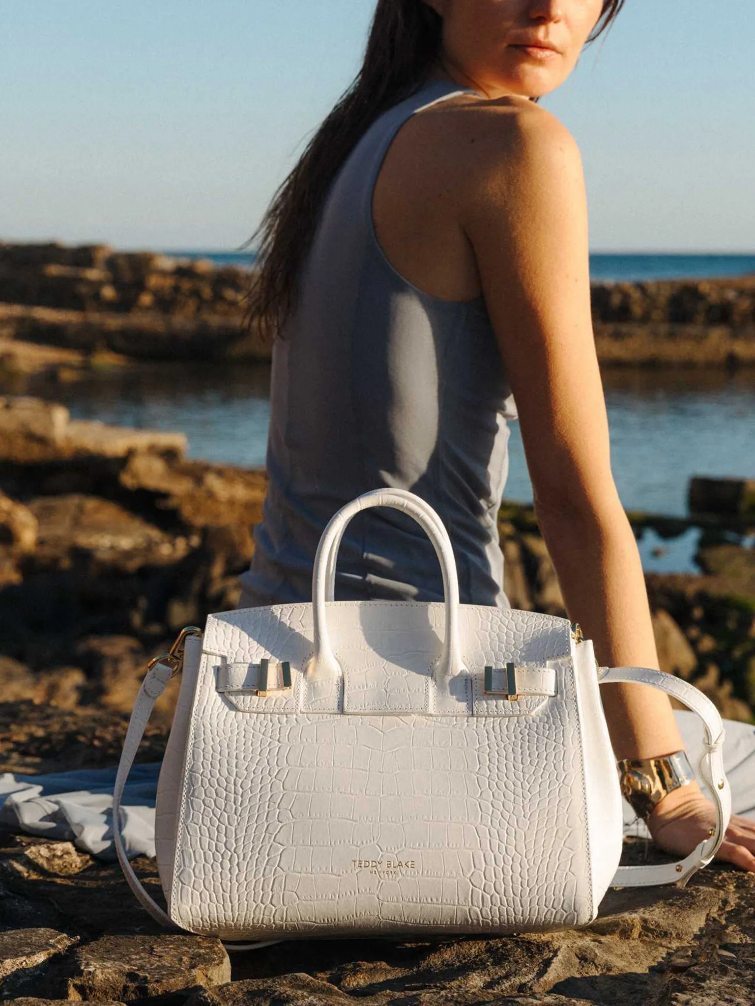 Gigi Croco  11 - White