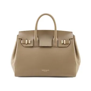 Gigi Palmellato  13 - Light Beige