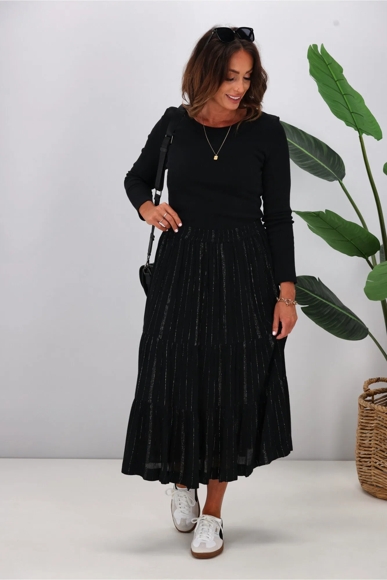 Gloss The Label Senora Maxi Skirt Black Lurex