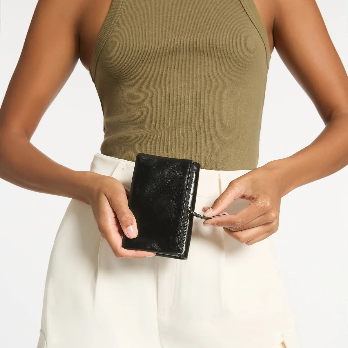 Is Now Better Wallet - Black