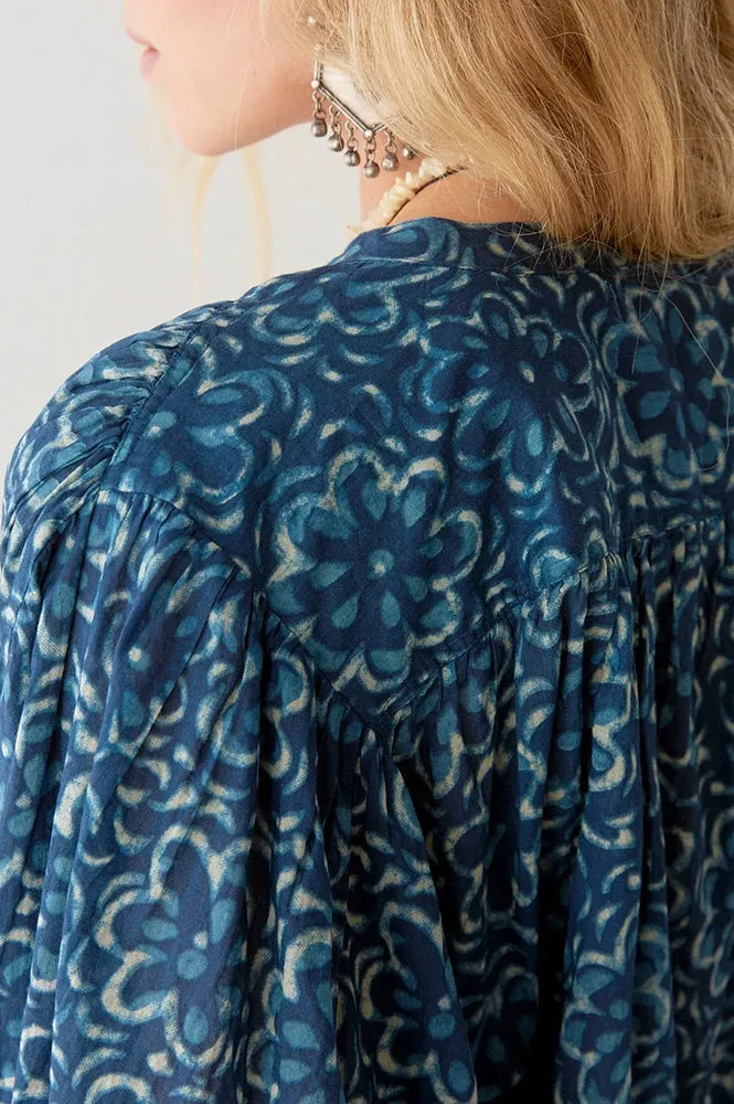 Maison Hotel Ocean Mare Gaia Blouse