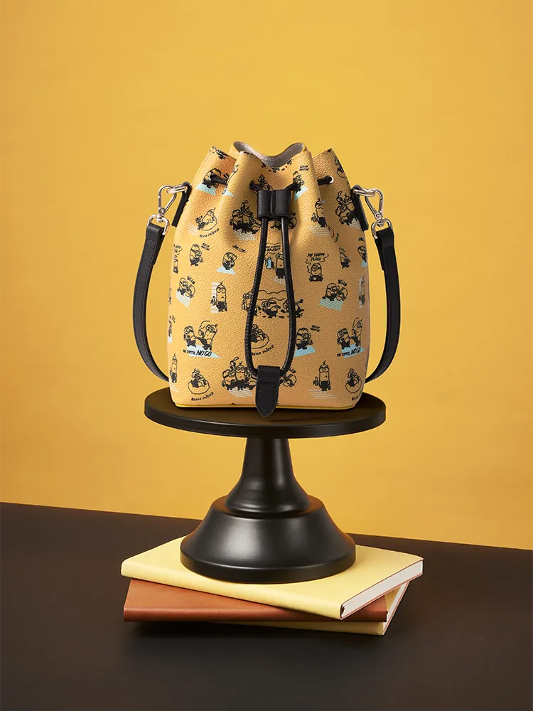 Minions PVC Bucket Bag