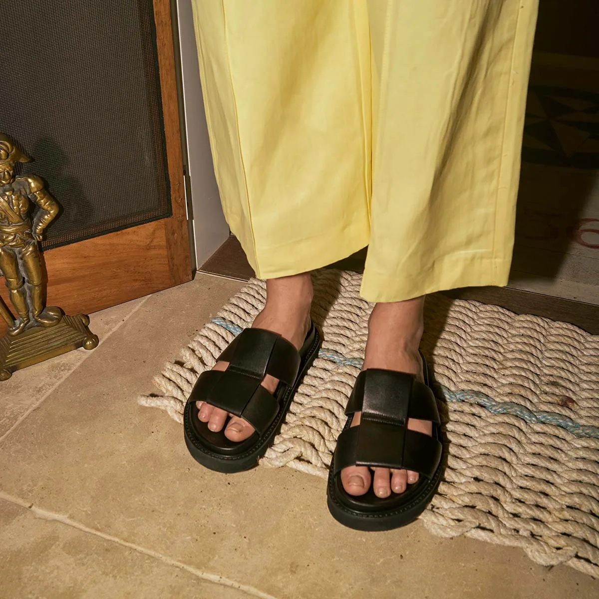 Moon Dancer Sandal - Black