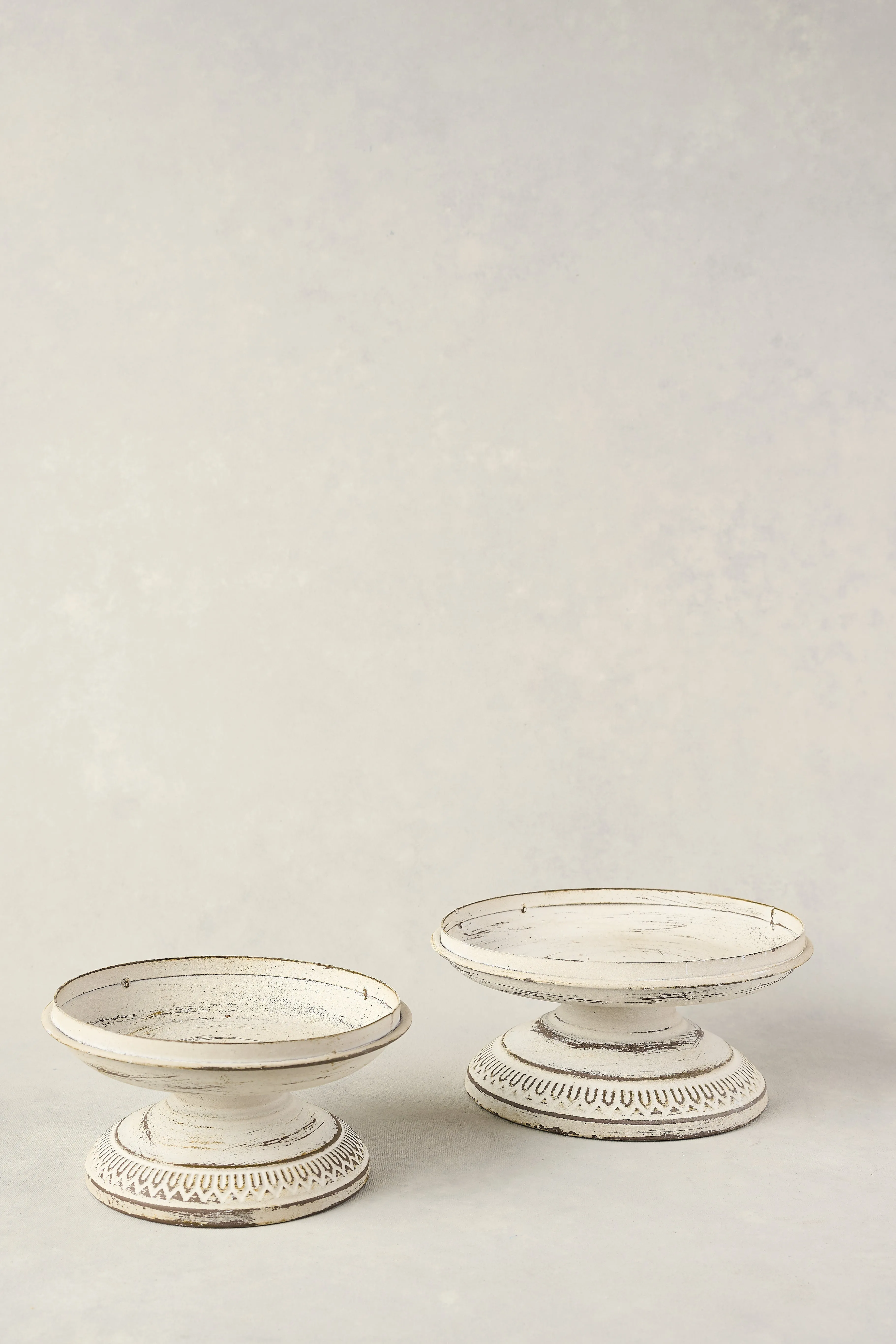 Regal Cloche Set of 2
