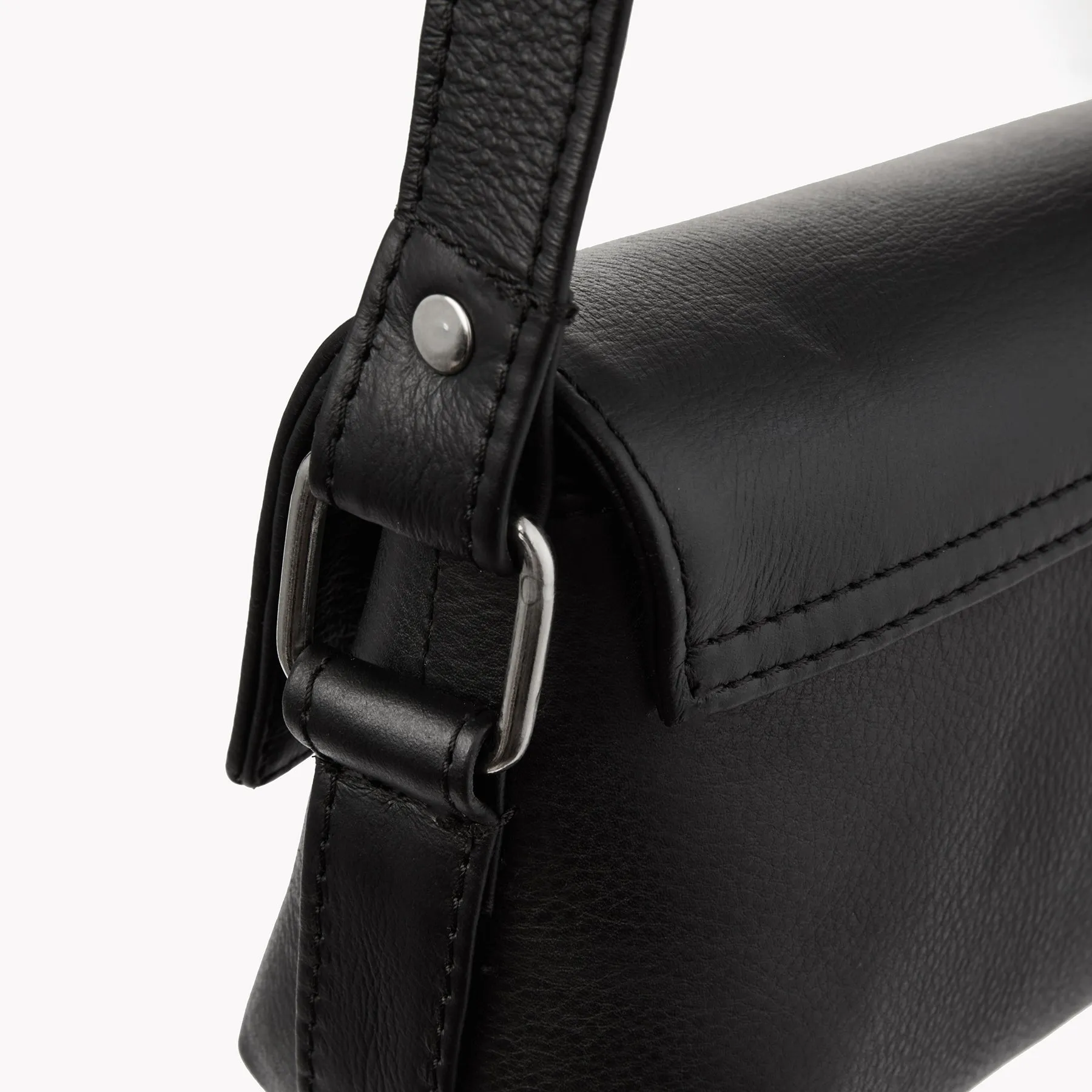 The Shoulder Bag