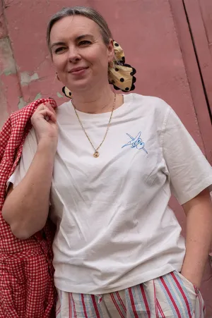 Thinking Mu Lucia Sobremesa Tee