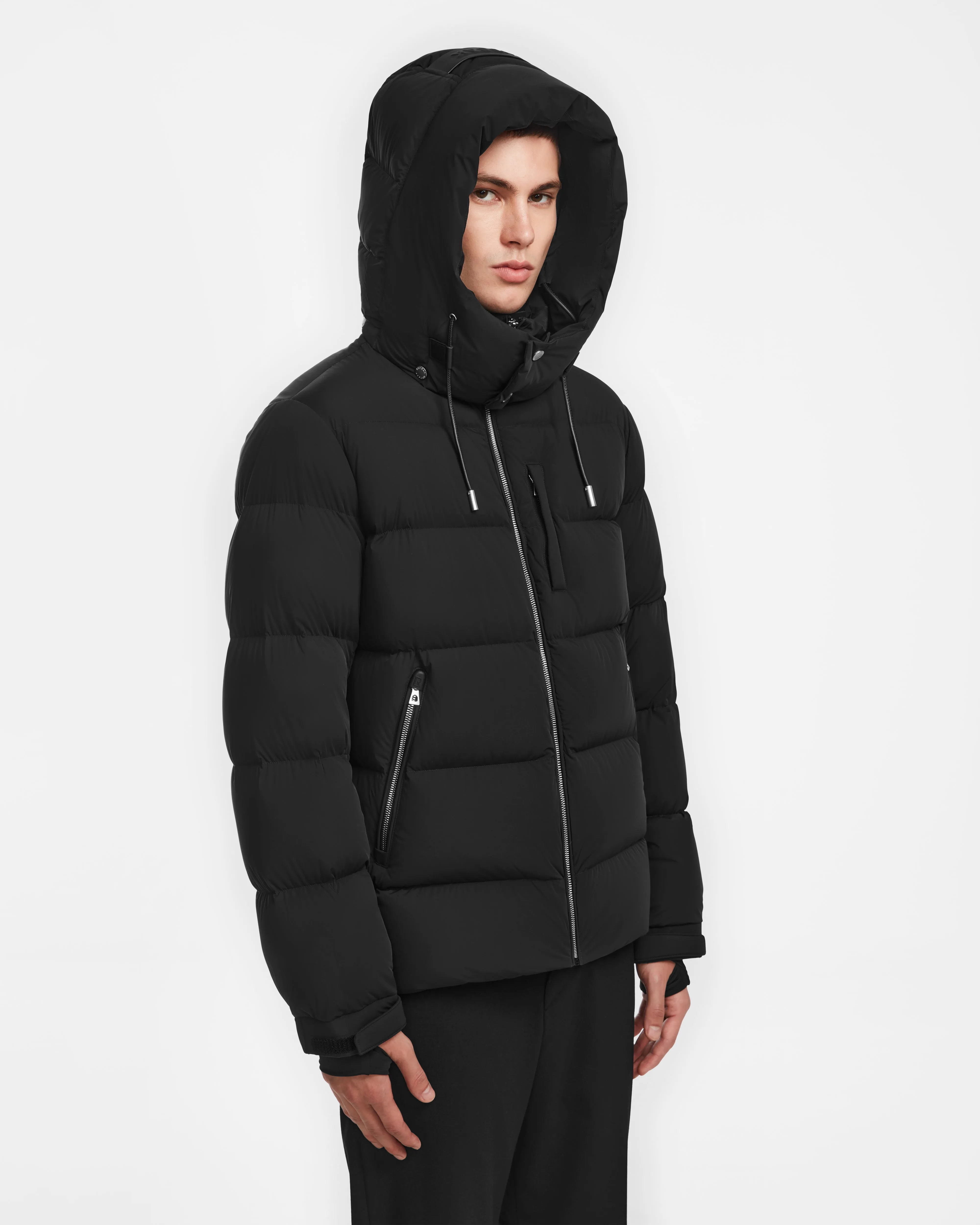 VINCE M - 6124561 Black