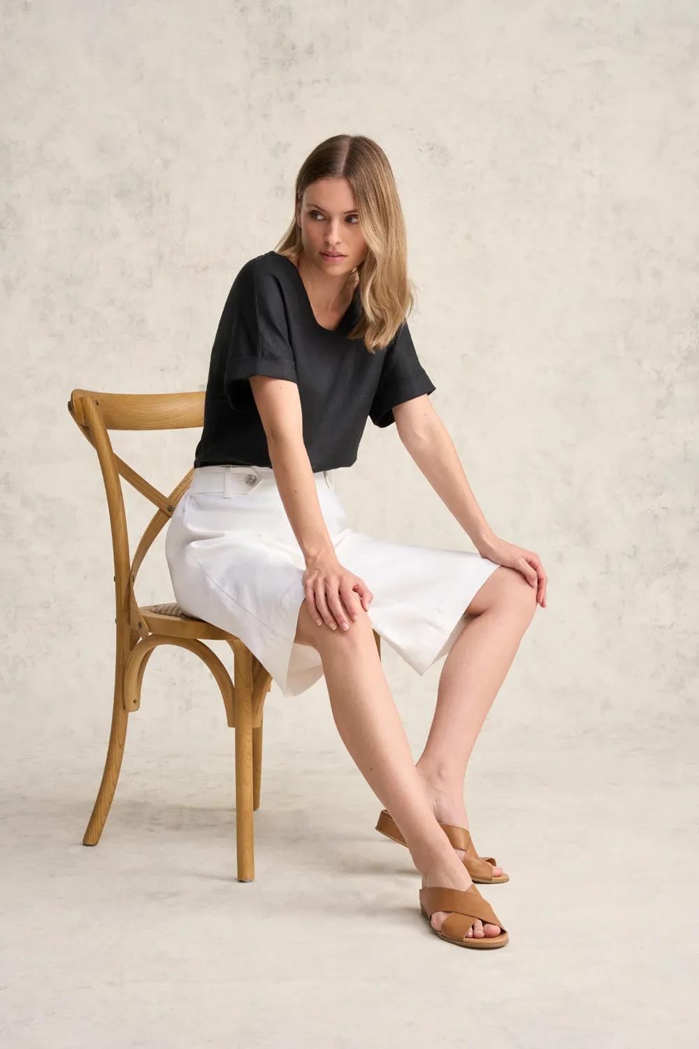 Waist Tab Linen Short - White