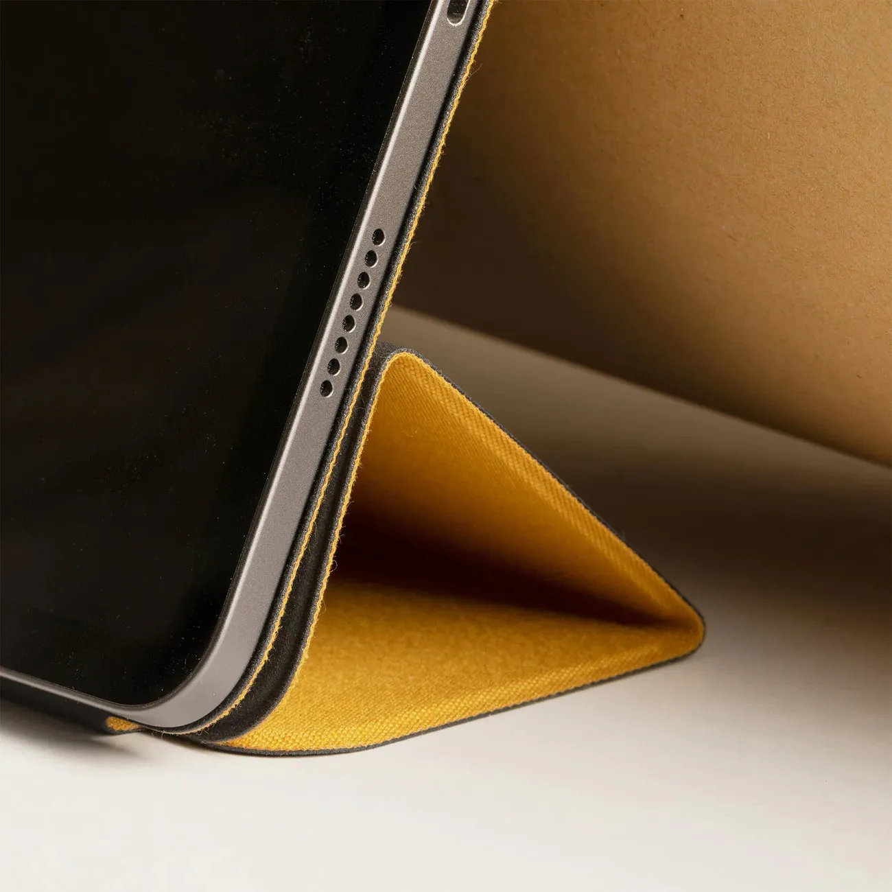 W.F.A Folio for iPad Pro / iPad Air