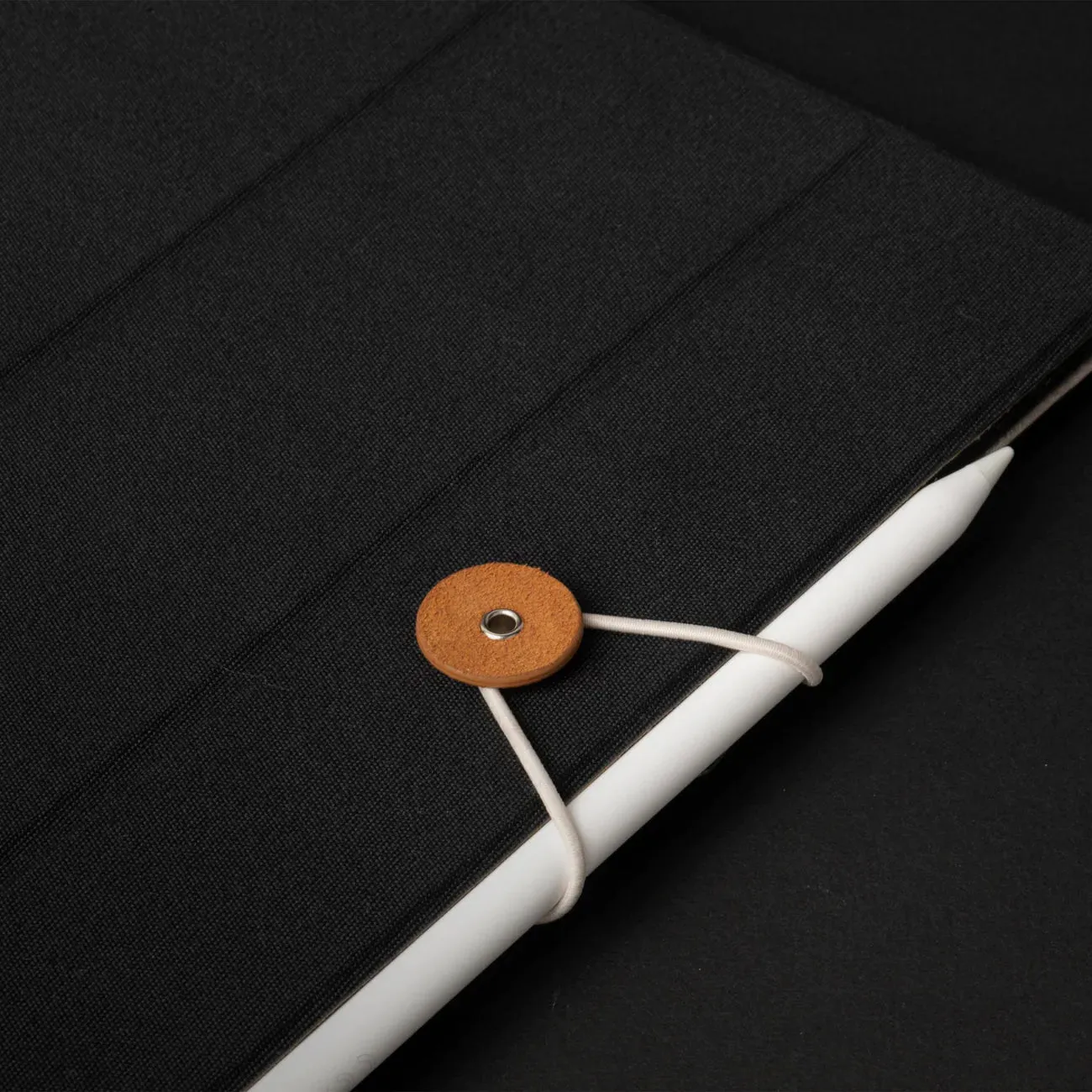 W.F.A Folio for iPad Pro / iPad Air