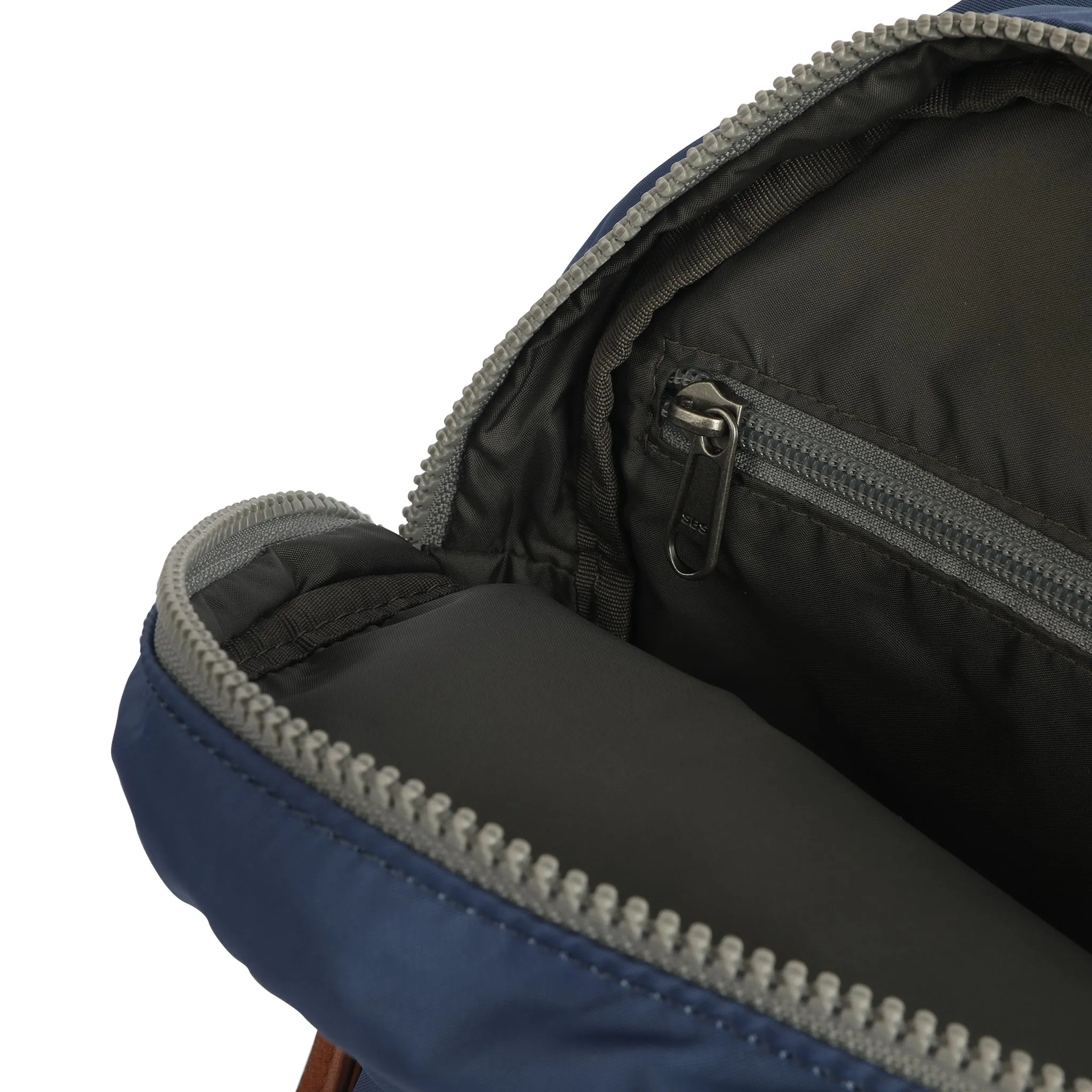 Willesden B Burnt Blue Recycled Nylon